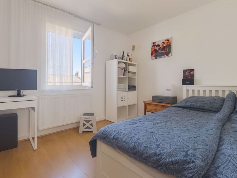 Photo 29- click for photo gallery